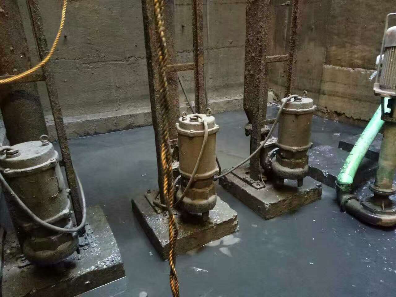 舒兰污水池清理